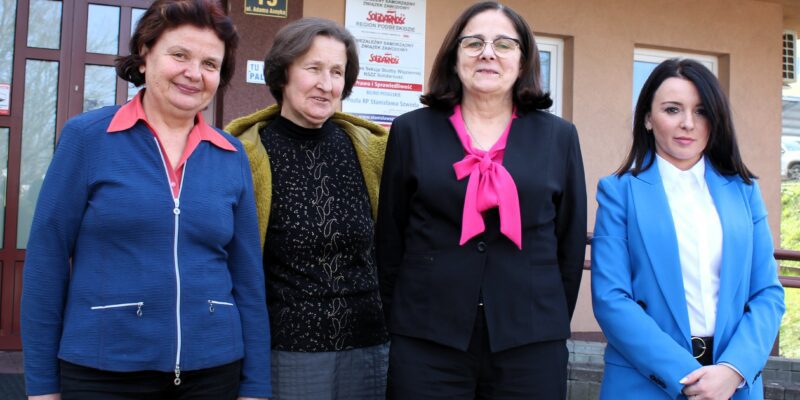 - Związane z „Solidarnością” kandydatki do Rady Miejskiej Bielska-Białej – od lewej: Urszula Sytniewska, Cecylia Kuk, Ewa Byrdziak i Karolina Lewkowicz.