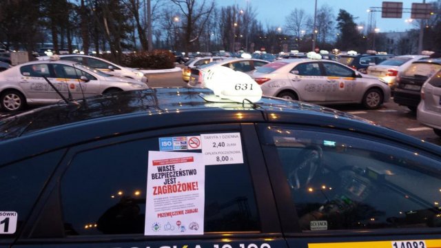 Zagożenia w transporcie drogowym.