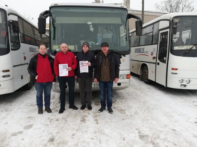 Zagożenia w transporcie drogowym.