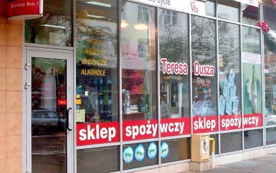 Małe sklepy tracą czy zyskują?