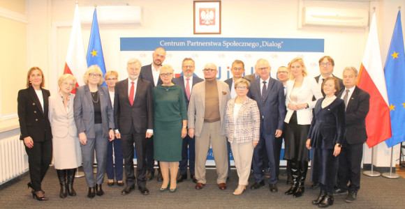 20 lat negocjacji, które były i są trudne. "Alternatywa dla rozmów na ulicy"