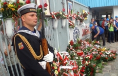 Uroczystości 36. rocznicy pod bramą Stoczni Gdańskiej