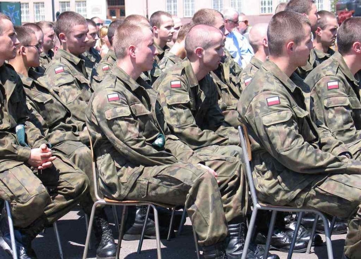 Chińczycy uszyją mundury dla polskiej armii