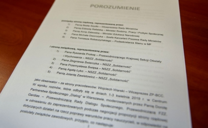 &quot;Nie ulegajmy demagogii ZNP&quot; !!!