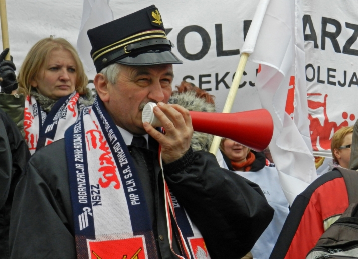 Związkowiec o prezesach PKP: kolesiostwo, przywileje, mnożenie stanowisk