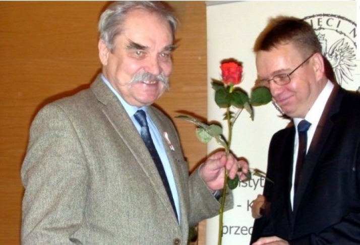 Krzyże Wolności i Solidarności dla byłych przewodniczących toruńskiego ZR
