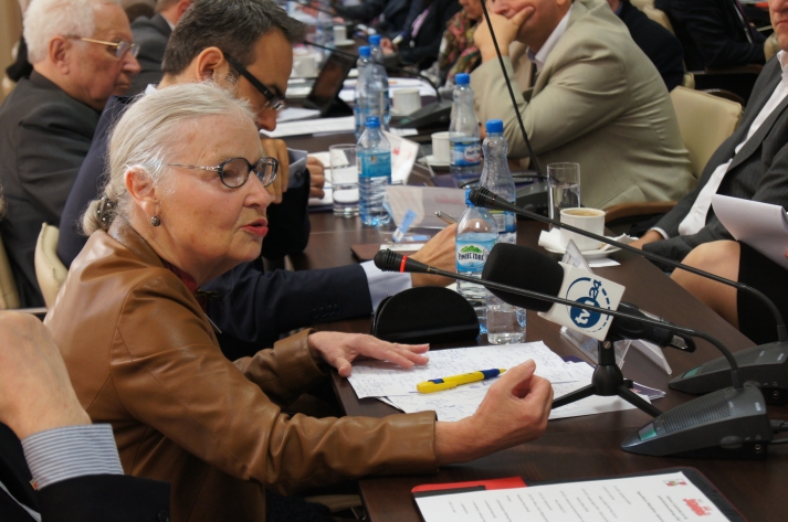 Dialog dwustronny dobrym pomysłem