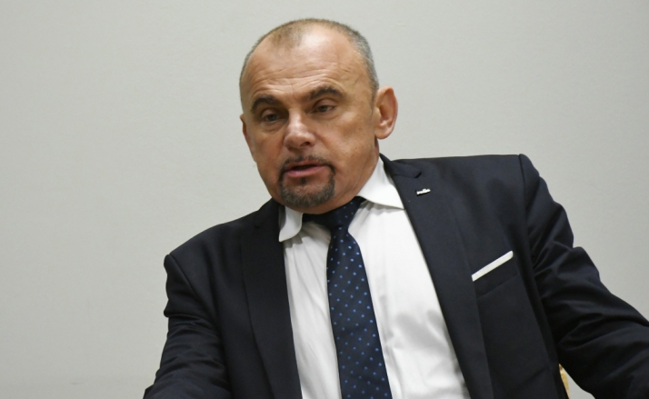 &quot;Głos pracownika&quot;: Szczepienia pracowników handlu