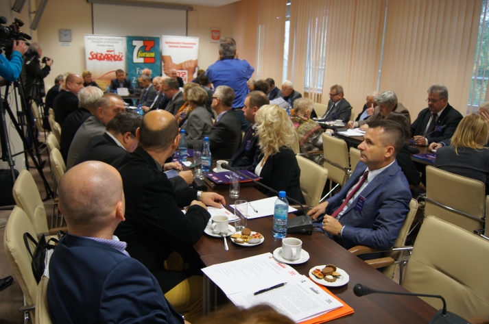 W ”Dialogu” o dialogu społecznym