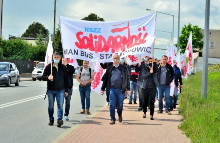 Podwyżki w MAN Bus i PKC