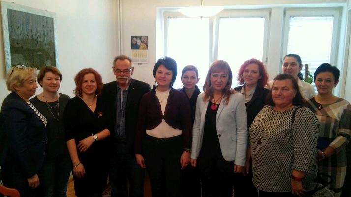 O bezpieczeństwo pracy pracowników socjalnych. Spotkanie w MRPiPS.