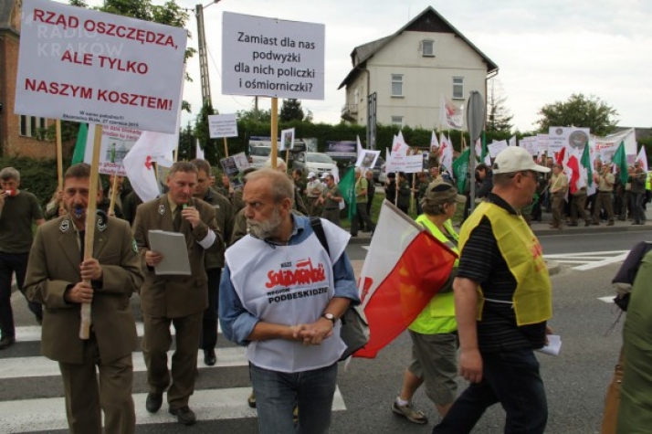 Na zakopiance protestowali pracownicy parków narodowych