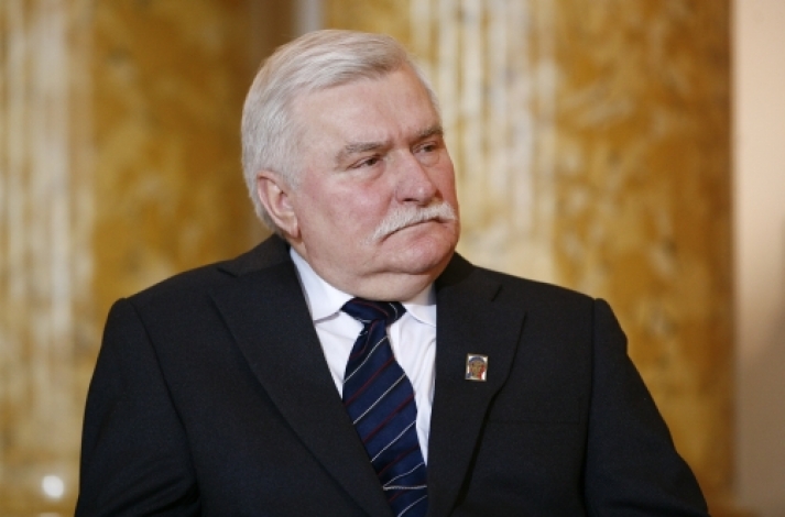 Lech Wałęsa mediatorem w sprawie Stoczni Gdańsk