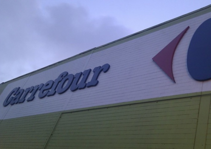 Związkowcy o sporze z Carrefour Polska: &quot;Ten projekt to de facto nałożenie kagańca na związki zawodowe&quot;