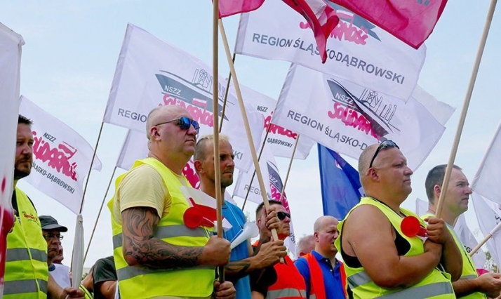 Pikieta pracowników Huty Pokój!