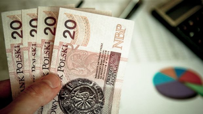 W przyszłym roku płaca minimalna wyniesie 2080 złotych?
