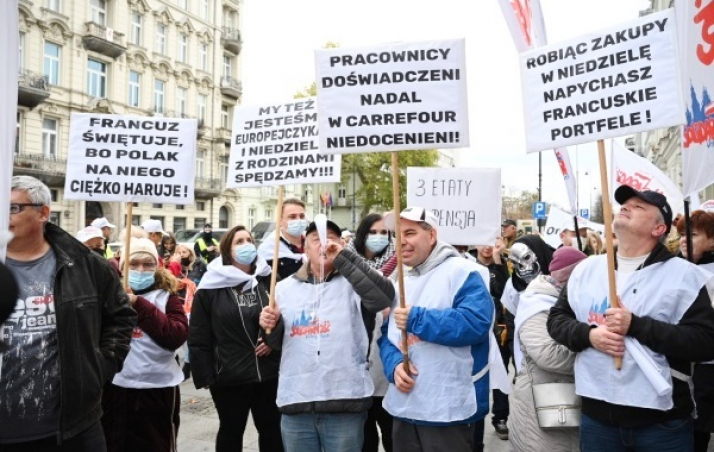 Pikieta pracowników handlu. „Nie chcemy być niewolnikami europejskich korporacji”