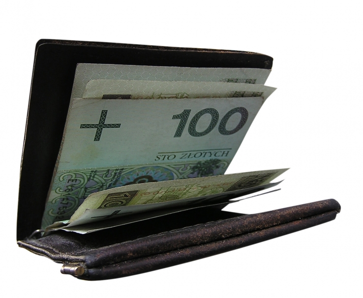 100 proc. pensji minimalnej w pierwszym roku pracy