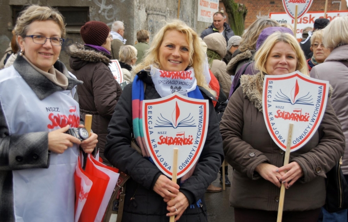 Rząd chce dzielić nauczycieli