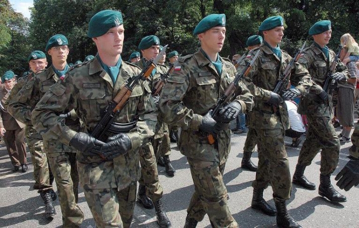 500 zł miesięcznie dla ochotników