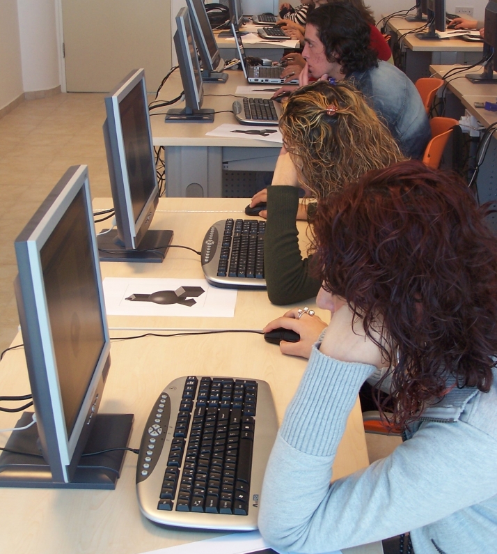Polacy nie korzystają z administracji cyfrowej