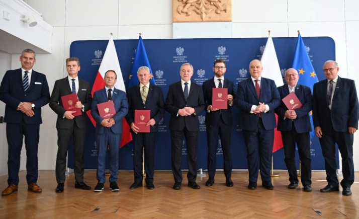 Krajowy Holding Spożywczy jest bardzo ważny dla wsi i Polski