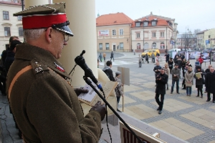 30 dni z polską literaturą