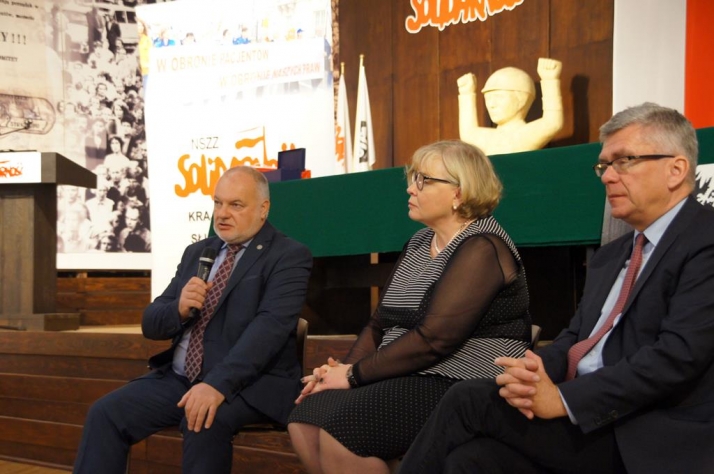 Nikt bezpośrednio nie odpowiada za służbę zdrowia