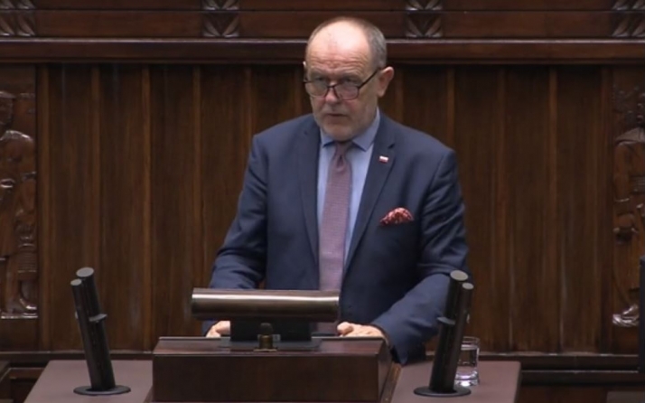 &quot;Scenariusze rodem z XIX-wiecznego kapitalizmu&quot;. Jan Mosiński przedstawił w Sejmie sprawę Castoramy