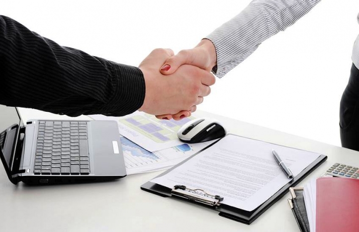 Czy urzędnicy i pracownicy administracji centralnej będą mieli prawo do informacji i konsultacji?
