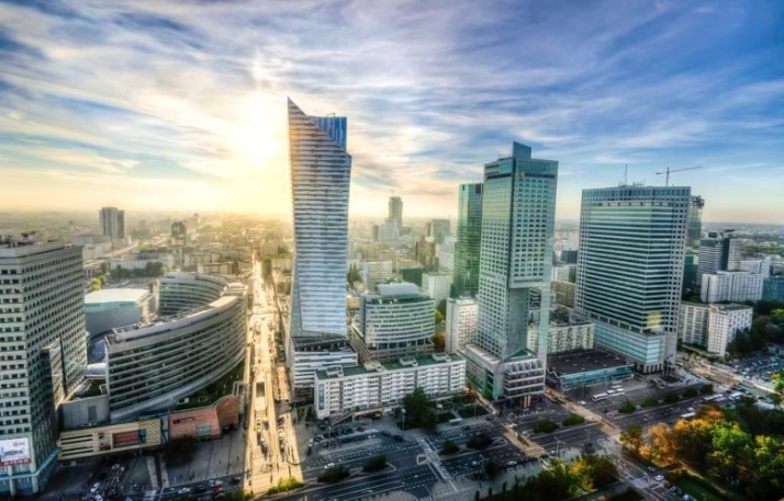 Polska gospodarka coraz bardziej innowacyjna - pniemy się w górę