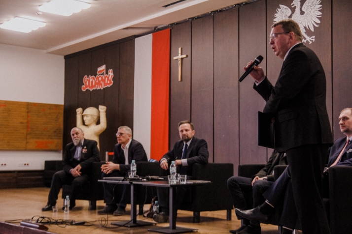 Debata o Annie Walentynowicz w historycznej Sali BHP