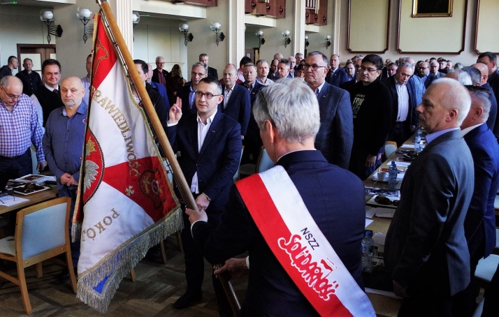 Tomasz Jeziorek złożył przysięgę na sztandar Związku