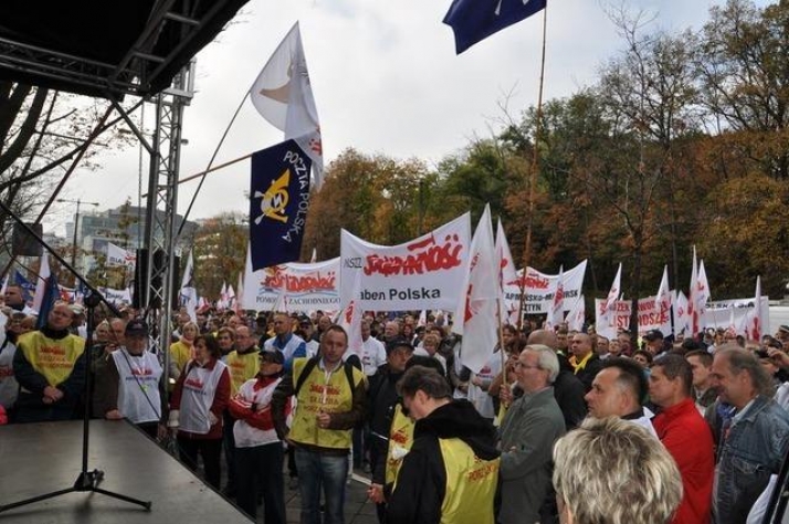 Poczta Polska może. I powinna.
