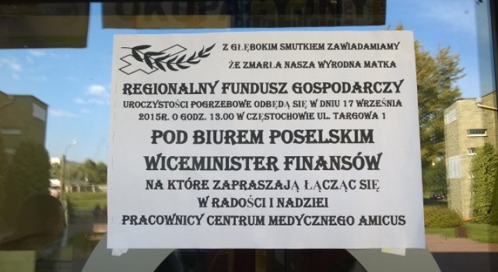 Pikieta przed biurem PO
