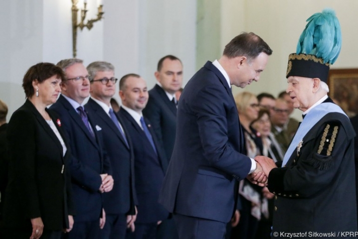 Ksiądz prałat Bernard Czernecki kawalerem Orderu Orła Białego