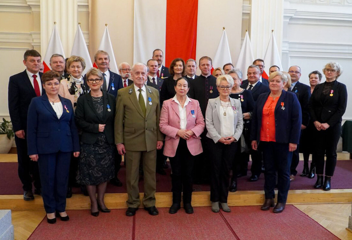 Prezydent RP uhonorował zasłużonych