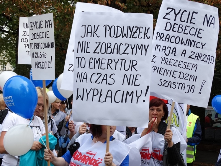 Pracownicy ZUS protestują