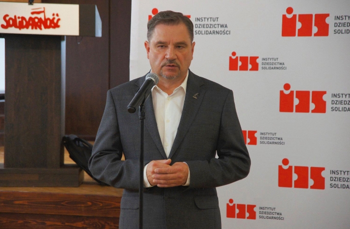 Piotr Duda: &quot;Oczekuję od ECSu, że do 31 sierpnia Tablice wrócą tam gdzie powinny być&quot;