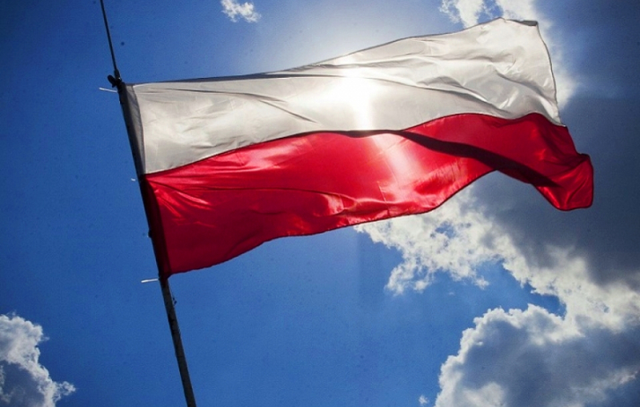 Dziś Dzień Flagi Rzeczpospolitej Polskiej - Wywieś flagę!