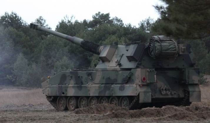 Bumar-Łabędy stracił kontrakt na podwozia Krab