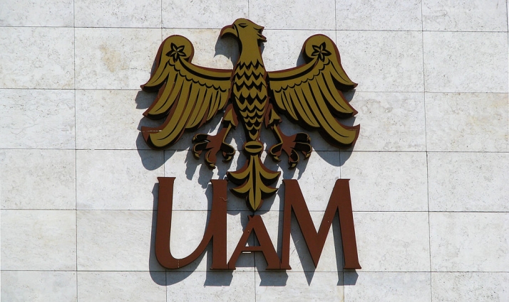 Uniwersytet w Poznaniu poprawia wymogi przetargowe na prospołeczne