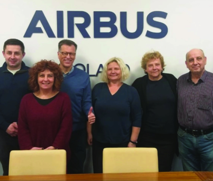 „Będą podwyżki i nie tylko!” Podpisano porozumienie w Airbus Poland