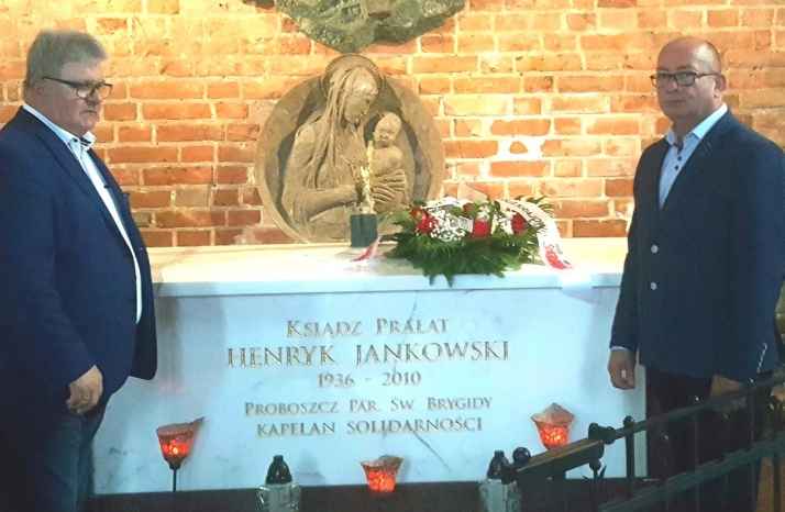 8. Rocznica śmierci ks. Henryka Jankowskiego. &quot;S&quot; pamięta o swoim Kapelanie