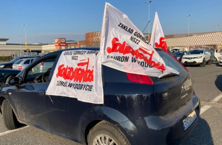 Rozpoczął się protest &quot;Solidarności&quot; w grupie TAURON. Związkowcy odwiedzą biuro premiera Morawieckiego