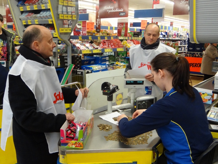 Kliknij i pomóż pracownikom Lidl