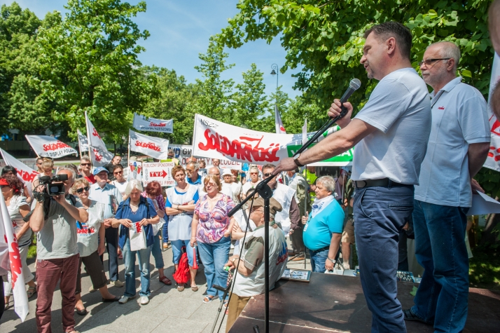 Panie premierze najwyższy czas! Pikieta pracowników TVP