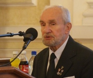 zdzislaw_greffling_wpisany_do_ksiegi_zasluzonych_dla_miasta_bielska_bialej(4)