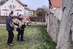 5fd36527-2fe5-47f8-be2c-214eeca141b9