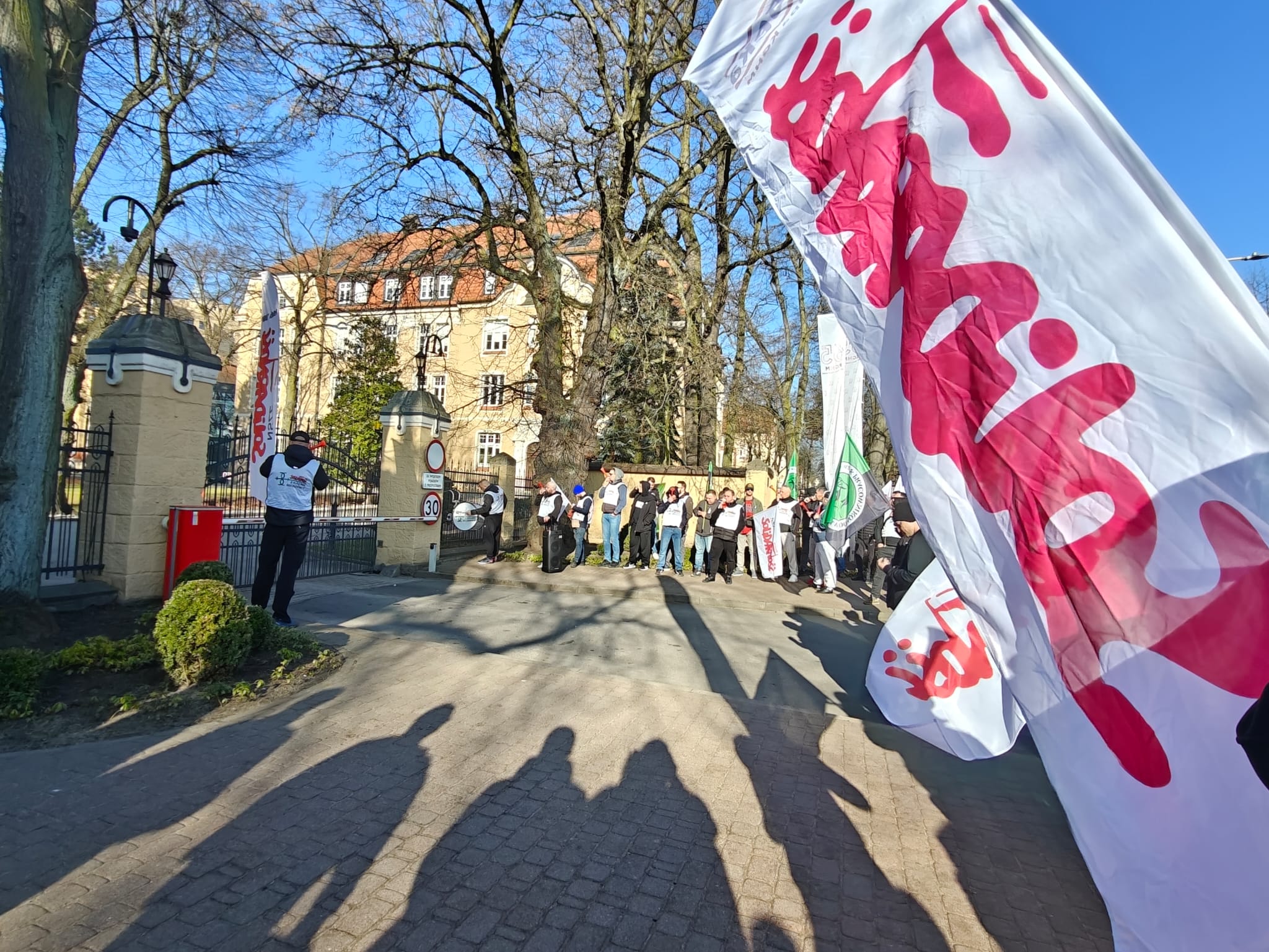 WhatsApp Image 2026-03-13 at 09.50.08 (3)